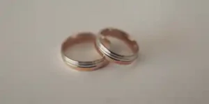 I Brought My Wedding Ring to a Pawnshop to Pay for My Sick Grandson’s Surgery – The Man Behind the Counter Suddenly Screamed, “God… It’s You. We’ve Been Trying to Find You for Ten Years!”
