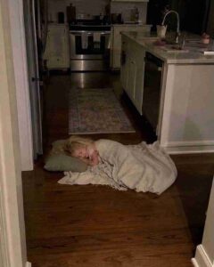 I Returned Home From a Work Trip and Found My Daughter in the Kitchen — What I Discovered in Her Room Changed Everything